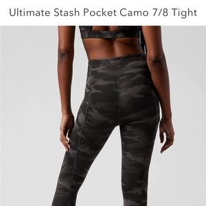 Athleta ultimate stash pocket black camo 7/8” tight